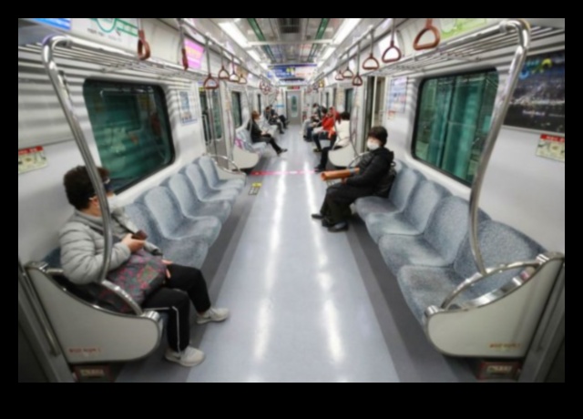 Metro mierīgums: miera atrašana sabiedriskā transporta burzmā